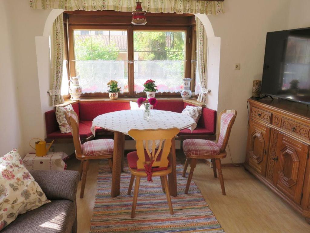 Ferienwohnung Aiblinger フラスドルフ エクステリア 写真